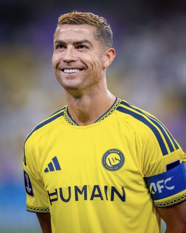 ANC_Updates's tweet photo. 🚨Breaking:
The Al-Nassr Club Fans’ Council is currently preparing a special stadium initiative to support Cristiano Ronaldo in the upcoming match! 👑🐐

The project is awaiting final budget approval before rollout at Al-Awwal Park. Get ready, Nassrawis! 🟡🔵

#AlNassr #CR7 #news https://t.co/T9lKqvJLqY
