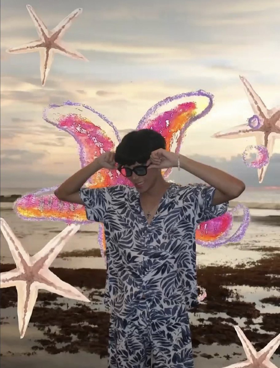 Drag_Crave's tweet photo. Maureen Biology looks radiant in her Confessional look for Drag Race Philippines season 4. https://t.co/XueLmx9QD8