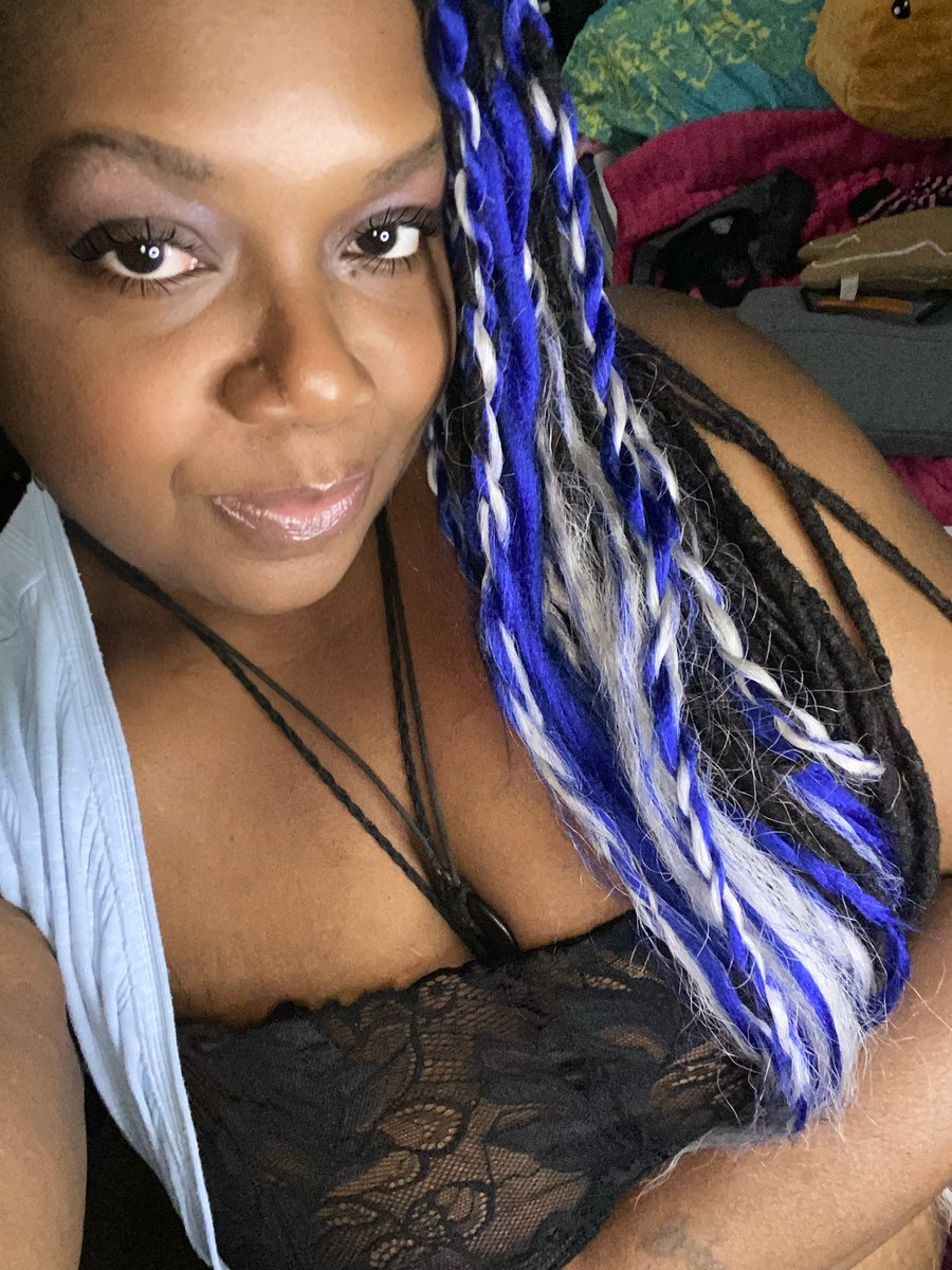 TheQueenLadyTee's tweet photo. A little eye contact can be a dangerous thing. #AdultContent #OnlyFans #TimelessBeauty #UnstoppableBadass https://t.co/NDTNi56mtb