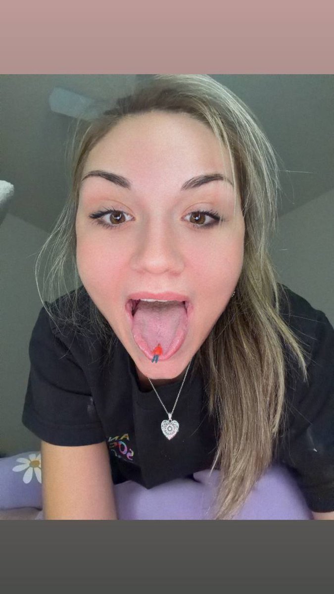 Lexithegiantess's tweet photo. Look what a tiny bought me! https://t.co/t3v8IMX13m