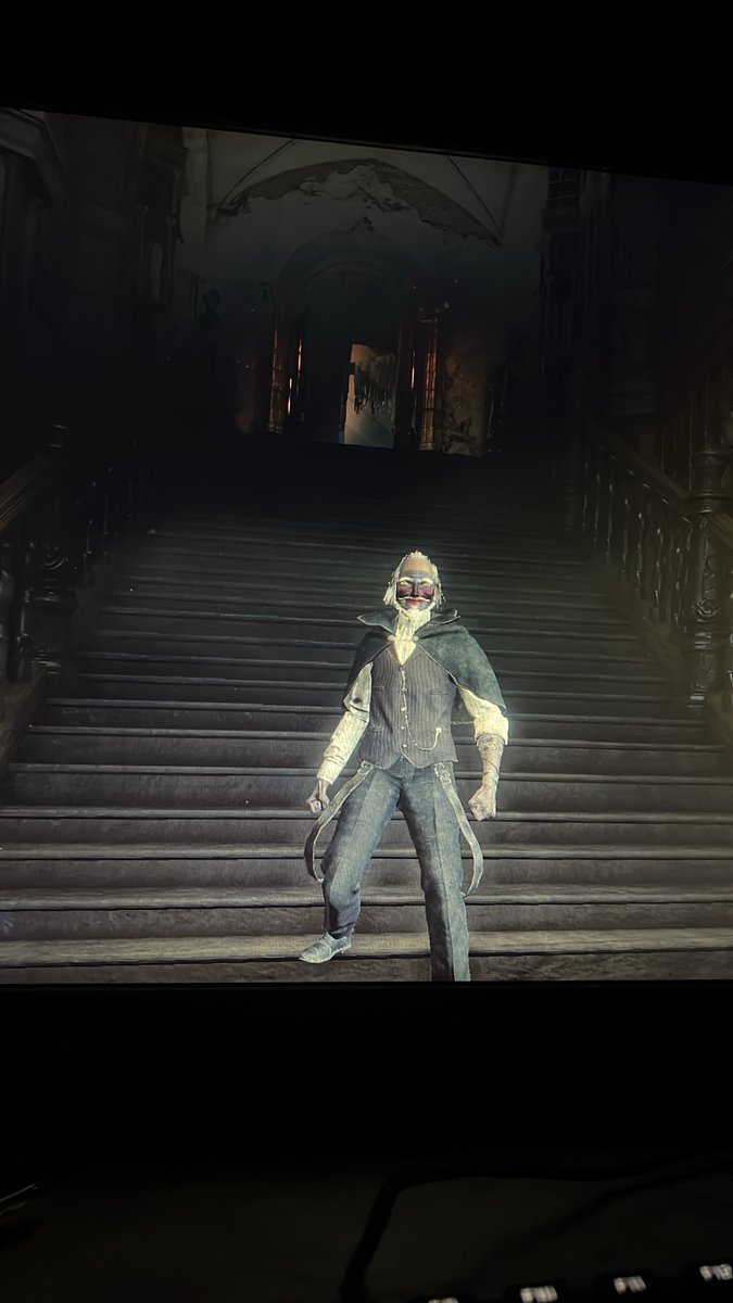 IceMshari's tweet photo. مرحباً مرزوق عاد الى عالم #BloodBorne https://t.co/91tOkIZB5K