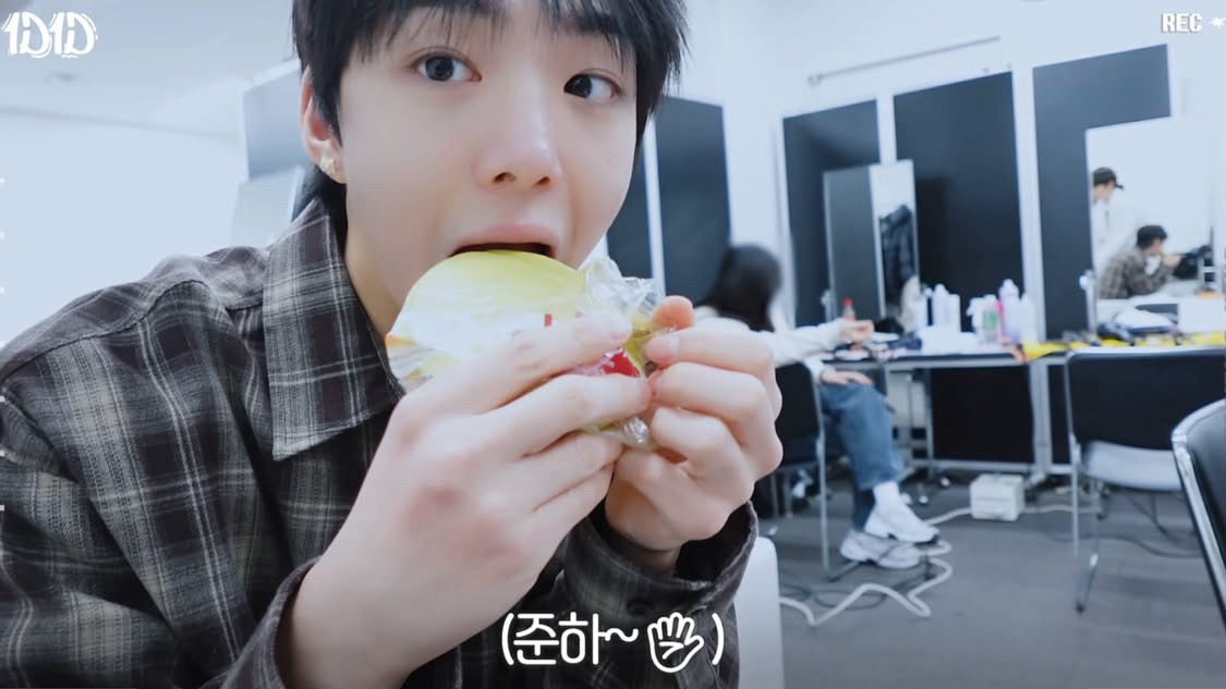 9inkiio's tweet photo. https://t.co/yRNrzUUDqa
