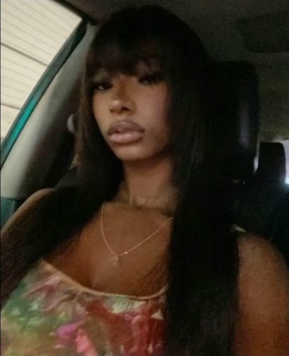 wxxblxs's tweet photo. My personal fav hairstyle is from press day. I would love to see my girl rock some bangs! #15DaysofTrinity #LibraTrincess https://t.co/QFI2vYN5So