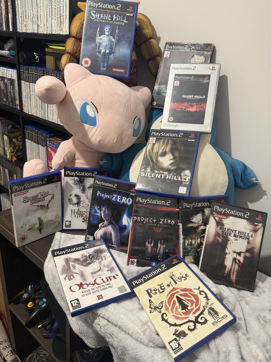 ItismeDobby's tweet photo. Spooky season, best time of year even more so for horror games! 

#horrorgames #spooky  #spookyseason
#game https://t.co/J9IVSZrkbx