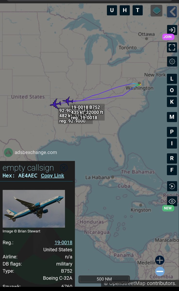 Borrowed7Time's tweet photo. USAF VIP movement out of JB Andrews as POTUS travels to TX &amp; OK. Peterbilt Motors, Denton TX is first stop.

VC-25A 92-9000 #ADFDF9 as AF1 

C-32A 19-0118 #AE4AEC SAM47 (backup; will stage at Tinker AFB)
@sipjack1776 @LadyAstroJet @toystark6886 https://t.co/ykvCDAV0eV