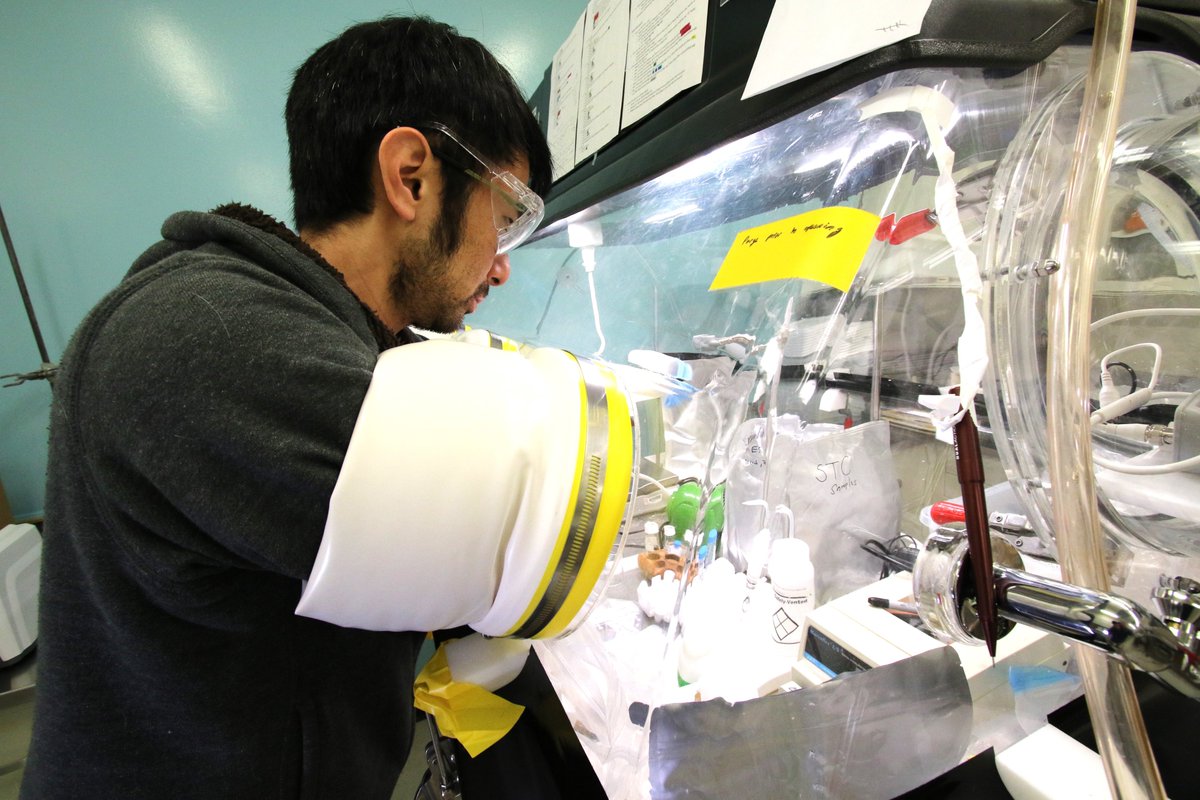 ArmyERDC's tweet photo. A researcher from ERDC-CRREL recently received a research award to study how biofilms could separate &amp; purify REEs, offering a more cost-effective and environmentally friendly approach to strengthening the nation's domestic supply chain.
https://t.co/ScEZ7XnHBj https://t.co/PSxJbDi4cy
