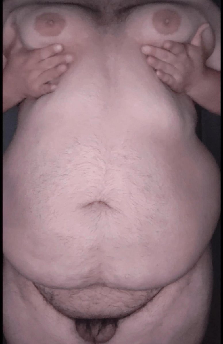 chubbybottom444's tweet photo. Quien me manosea 😝😝
Who wants to touch meee 😝🥹 https://t.co/9gFLBB9mVX