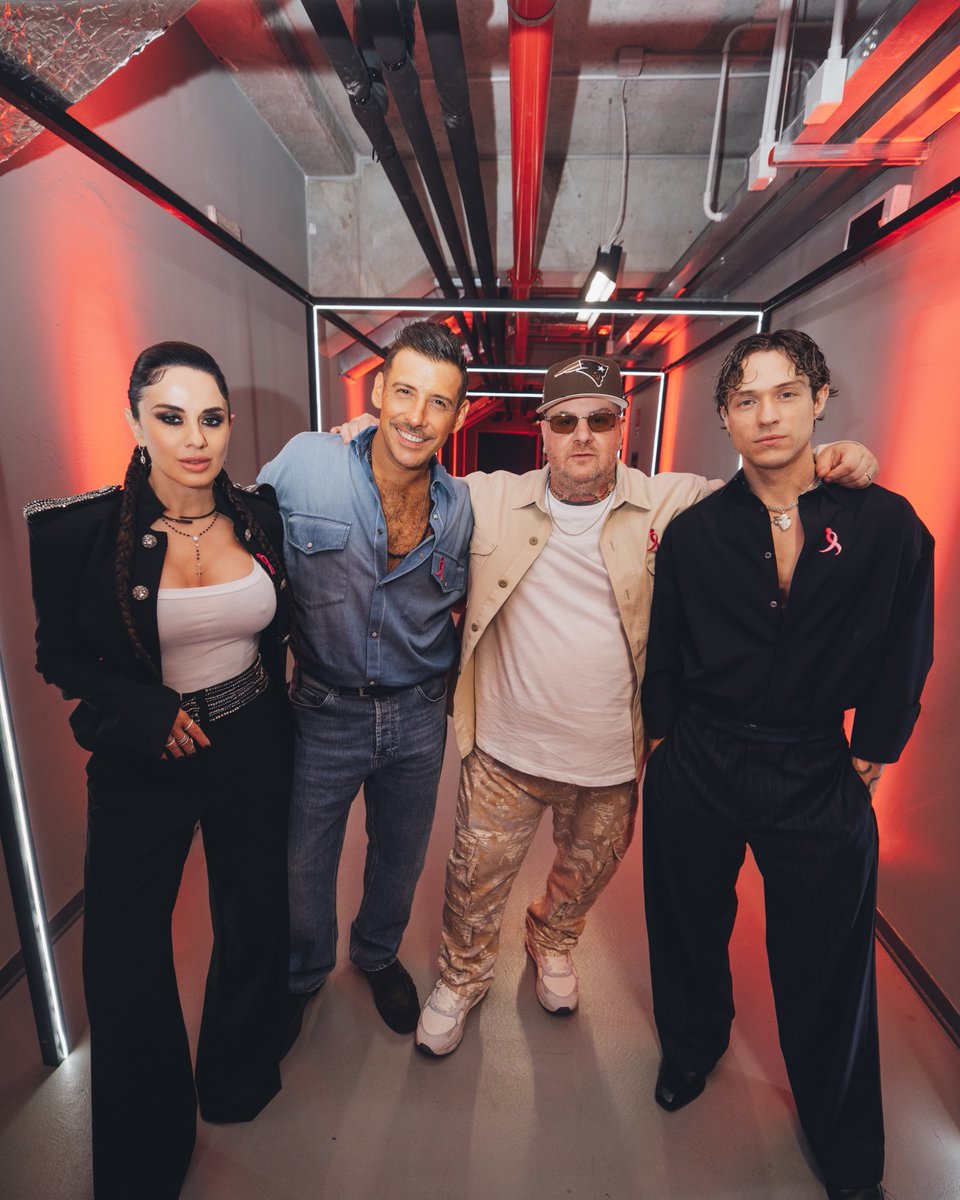XFactor_Italia's tweet photo. Tutto pronto per i Bootcamp di questa edizione!
@Giorgia @IRAMAPLUME @paolaiezzi @jakelafuria @frankgabbani

#XF2026 adesso su @SkyItalia  e in streaming su @NOWTV_It. Sempre disponibile on demand. https://t.co/9ZSkirgy13