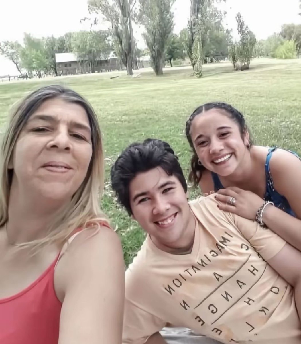 kuromi_uwuu's tweet photo. @teconanita Ella se hace la boluda, se garchaba al hijo y después le garcho el marido https://t.co/t54ALVbQ4v