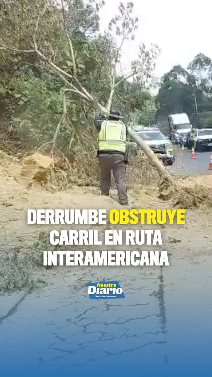 🚧🪨 DERRUMBE OBSTRUYE CARRIL EN RUTA INTERAMERICANA 🪨🚧 Brigadas de Provial brindan seguridad vial y realizan trabajos de limpieza por un derrumbe registra…