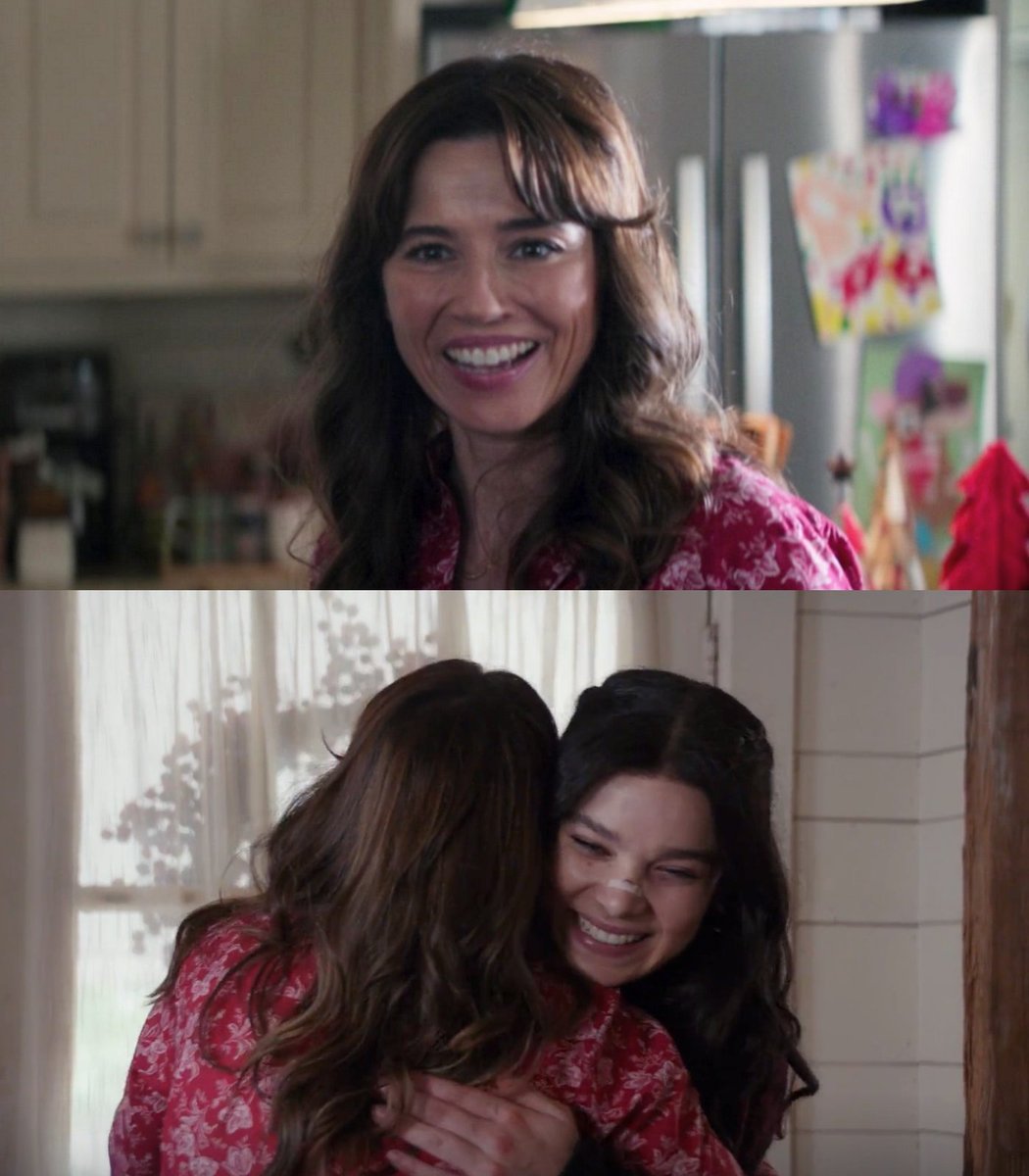 xendayajones's tweet photo. one of my favorite things in hawkeye is seeing kate's interactions with other people because she's so smiley and bubbly it's impossible not to love her 🥹 https://t.co/24VZAD9KPZ