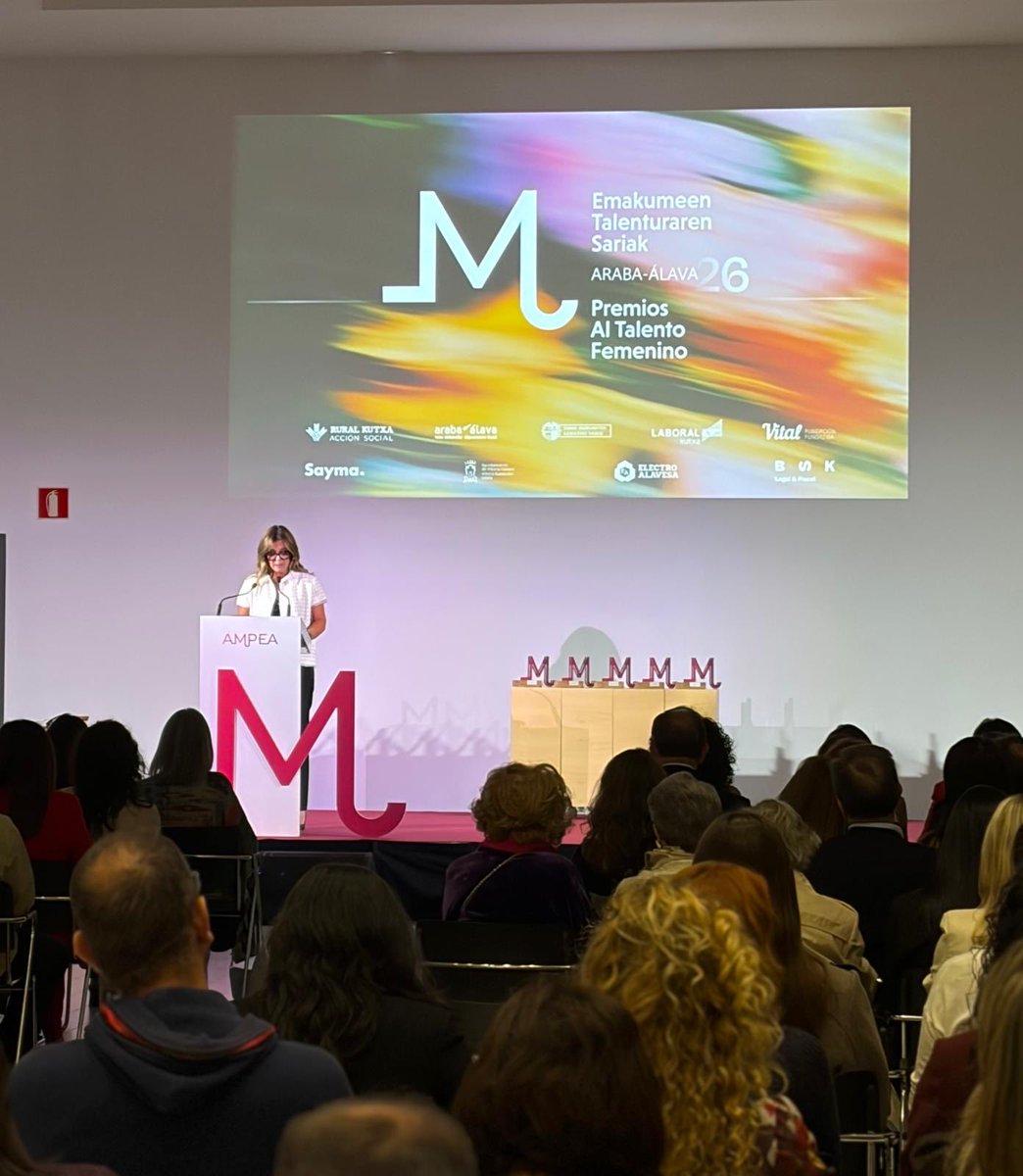 Jonnogales's tweet photo. 🎖️Apoyando y reconociendo el talento femenino en los Premios @_Ampea_ 2026.

Zorionak a Olaia Gómez Muga, Zuriñe Ortiz de Latierro,  Edurne Rujas Díez e Izaskun Orive Aizpuru por estos merecidos reconocimientos al talento femenino alavés. https://t.co/d7oNxE13gm