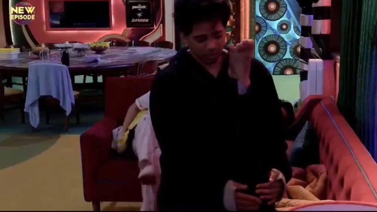 VBoys237624's tweet photo. @beingrachit_ This is not yuk mindset? 
 qazi aur uske chamche 
#biggboss20 https://t.co/Bhivbj4hst