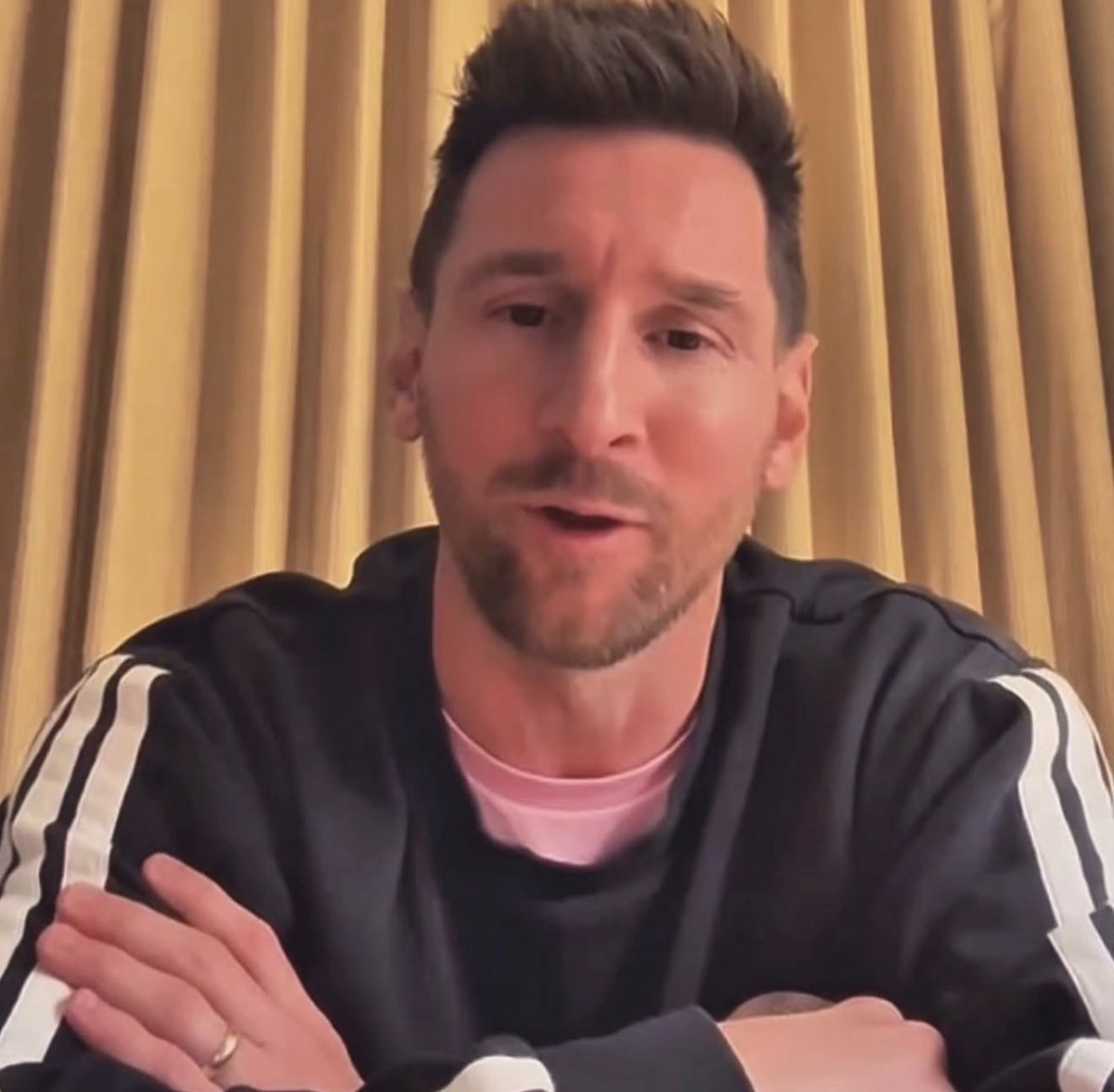 Troy_ft's tweet photo. 🚨🇦🇷🇵🇹 Lionel Messi reveals what Cristiano Ronaldo told him before leaving Portugal:

🗣️ Lionel Messi: “Before Cristiano left Portugal, he called me. We spoke for a while, and he told me he had already decided to leave.

I told him, ‘Cristiano, don’t make a decision while you’re emotional. You can still sit down with Jorge Jesus, talk things through and find a solution. You don’t have to walk away.’

But he told me this wasn’t the first time something like this had happened. He had been keeping quiet for a long time, controlling his emotions and trying to respect the situation.

He said to me, ‘Leo, I have accepted many things in my career, but there comes a moment when you have to stand up for yourself.’

I told him that the decision was ultimately his, but I didn’t want him to leave Portugal like this.

He simply replied, ‘I’ve already made my decision. I just wanted you to hear it from me.’

People always think Cristiano and I aren’t close because of our rivalry, but they don’t know the reality. We have always had respect for each other. We have spoken many times, and when we talk, we speak honestly.

After he left, I saw everything that was happening in the news. I also heard Jorge Jesus’ side, and honestly, I could understand parts of both arguments.

Cristiano wasn’t at his best physically, and the coach has the right to make decisions. But there is a difference between leaving a player on the bench and making him feel that his future with the national team has already been decided.

Cristiano has given his entire life to Portugal. He deserves to be treated with respect, even when the coach doesn’t want him on the pitch.

Sometimes, football becomes bigger than football.

When a player has given everything to his country, you don’t want his final chapter to end with anger, disappointment and silence.

I don’t know what Cristiano will decide about his future, but I know this — whatever happens next, I will always respect him.

Because before we were rivals, we were two players who understood exactly what it means to carry the weight of an entire country on your shoulders.”