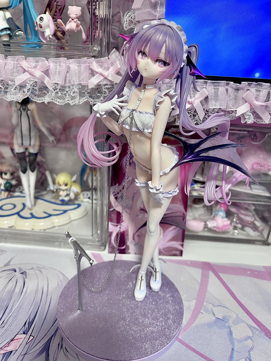 crybsbi's tweet photo. i am so happy i finally have her🥹 her body is true perfection https://t.co/oY4VCmoZn2