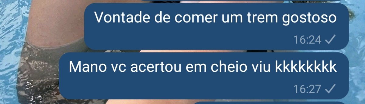 iam_soares_'s tweet photo. 16:24 eu falo que tô com vontade de comer algo gostoso 
16:26 sem nem ver a mensagem ele chega no meu trabalho com açai, meu amor arrasa mto https://t.co/8KiN9gJVLa