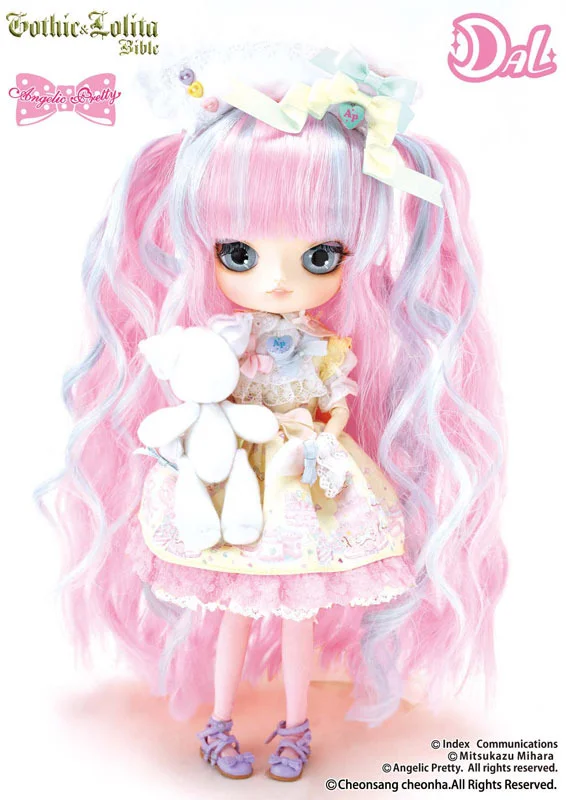 pullipdollotd's tweet photo. the pullip adjacent doll of the day is dal heart macaron !
she was released in may 2012, and she's a collab with the brand angelic pretty https://t.co/lETjSxL3jo