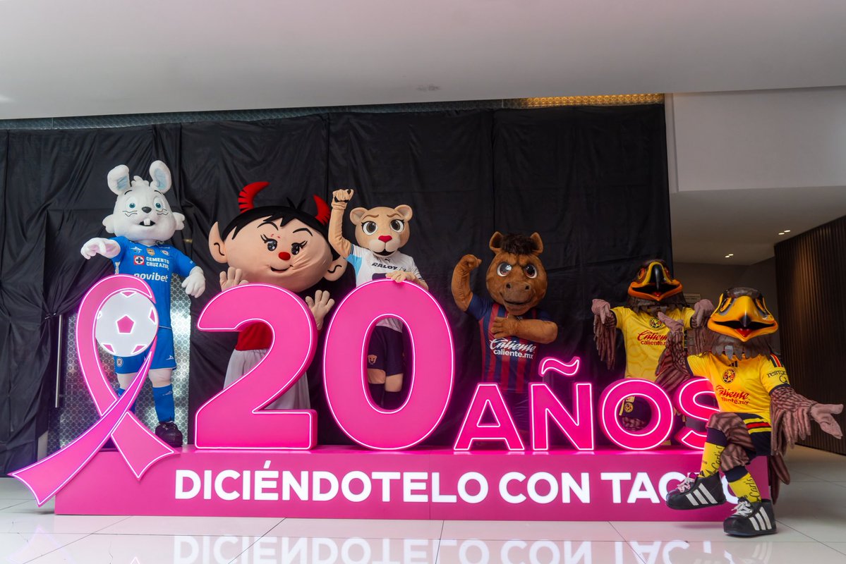 atlantefem's tweet photo. Con mucho orgullo nos sumamos a este mensaje de lucha contra el cáncer de mama por parte de la @LigaBBVAFemenil 🎀 

Estamos convencidas de que una revisión puede cambiar la jugada. 

¡Autoexplórate! 

#TuVidaNoEsUnJuego 
#SomosMásQueFutbol https://t.co/GKesEAfcln