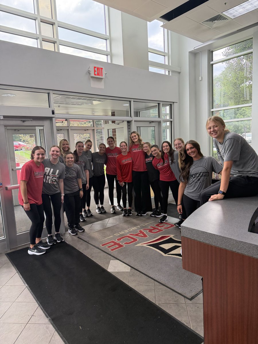 gracecollegewbb's tweet photo. Amazing opportunity for our team to greet tonight at the Grace Big Kickoff Event for Homecoming Weekend! https://t.co/YkIly6hKNU
