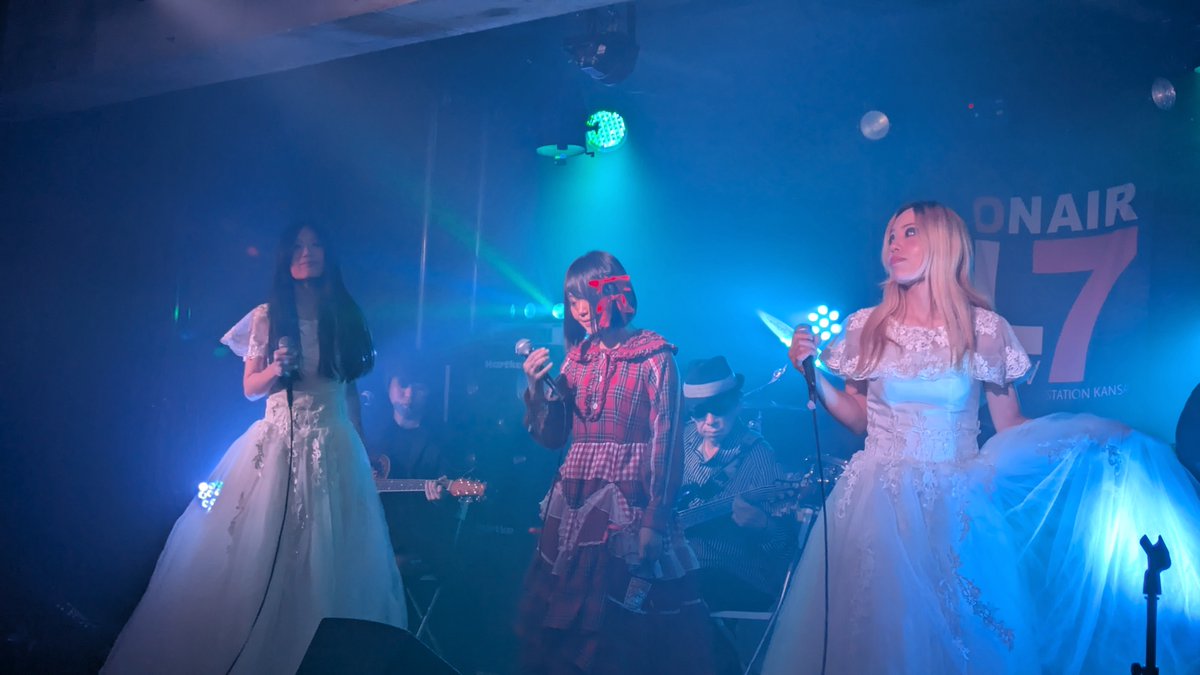 Arl5959's tweet photo. 関西軽音楽倶楽部オーケストラ

ドラム募集中！

初期衝動を忘れず、大阪を中心に活動しています！

パンキッシュなロックやガレージ曲や繊細な曲まで、いろんな楽曲があり、見た目とのギャップは最大級！

興味もってもらえた方は、お気軽にメッセージをくださいー！ https://t.co/2rV1qY9Kay