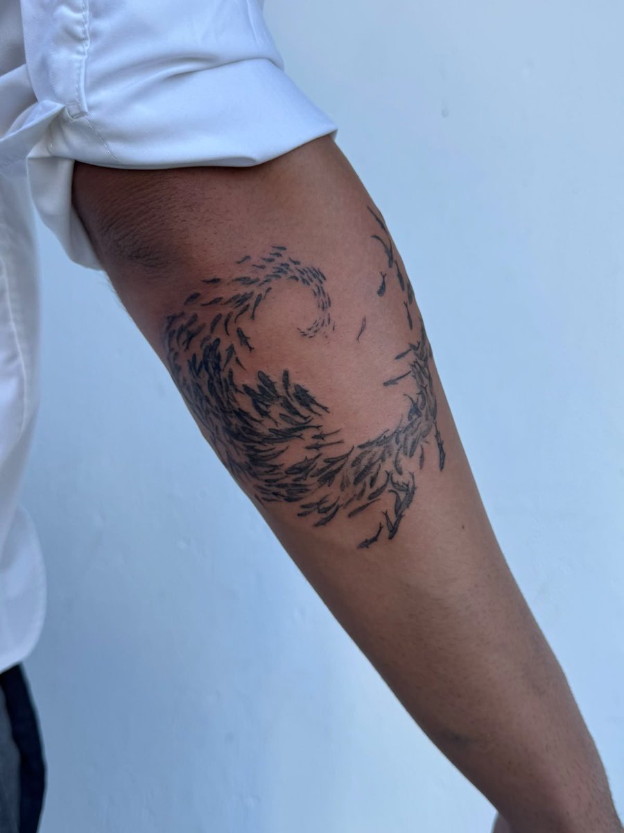 coitinhol's tweet photo. Riscadinho com minha nova tatuagem https://t.co/Sij3z43tJw