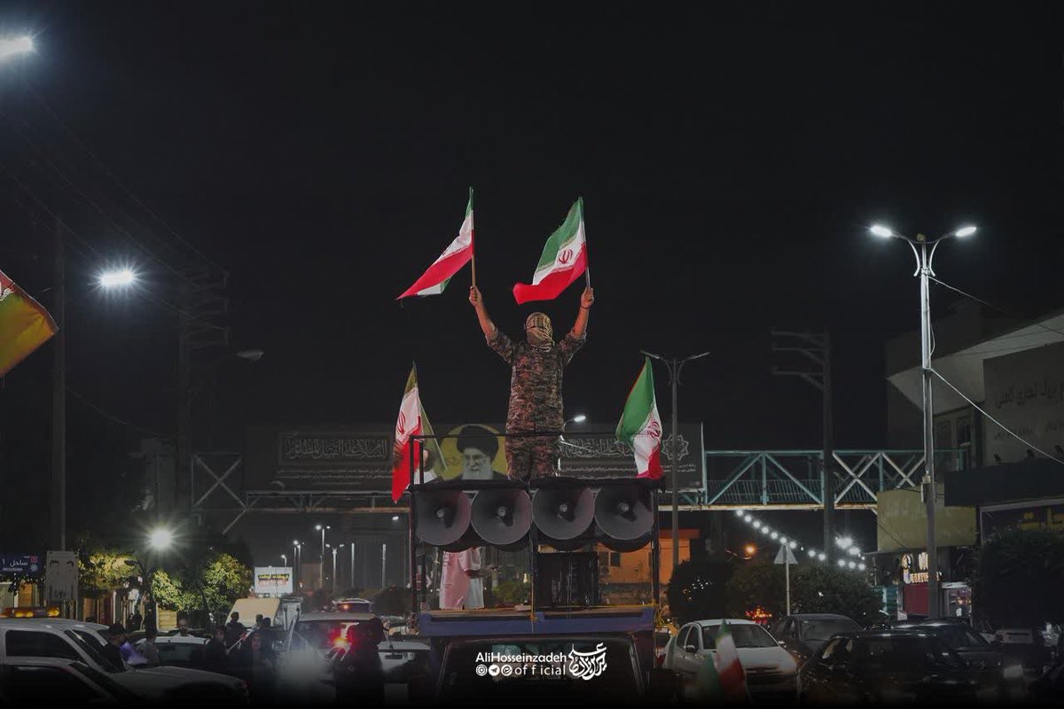 hossein840504's tweet photo. که تا آخرین نفس، پای تو می‌مانیم
ای وطن…
#جانفدایان_مازندران
#جانفدایان_محمودآباد https://t.co/BSZZQfIexZ
