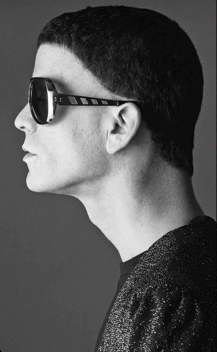 BillPourquoimec's tweet photo. Lou Reed

Photo by Oliviero Toscani. https://t.co/iZSUXvMCgB