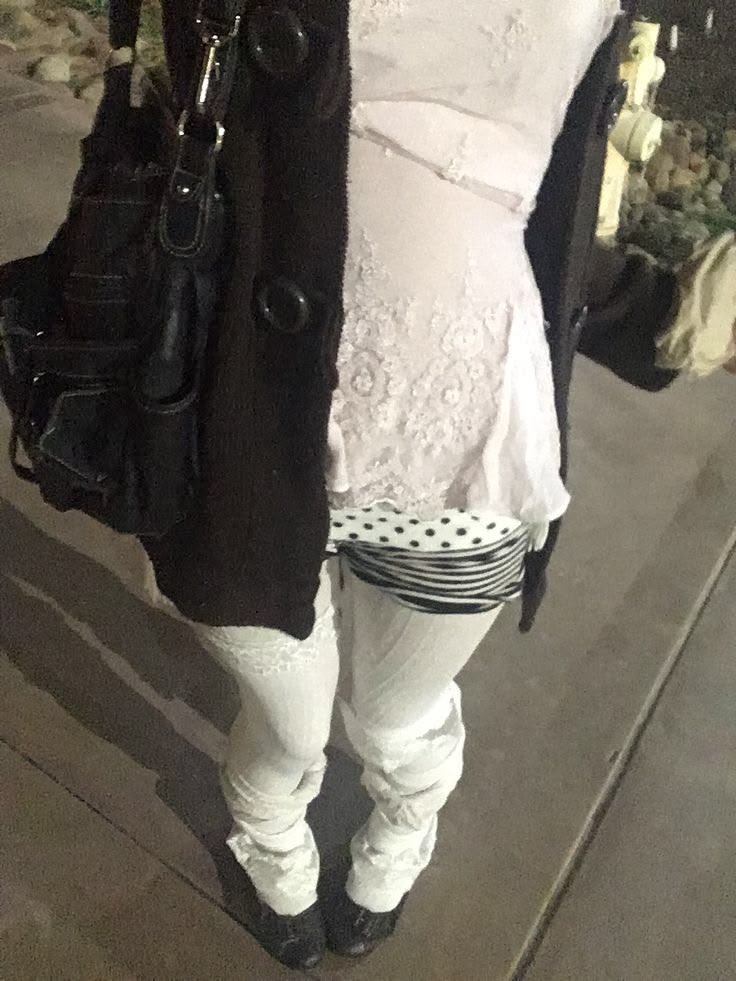 natibuuni's tweet photo. how imma dress when i reach my ugw https://t.co/u6EZosGJec
