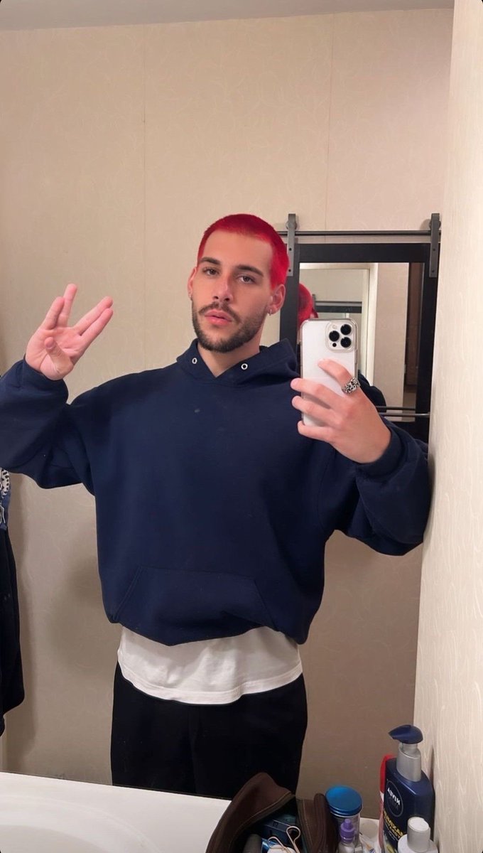 bwcfrat's tweet photo. /  mutuals only. https://t.co/fjtS4cxLEJ