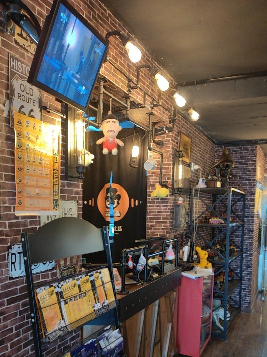 NevaehMaithrtm's tweet photo. Escape Room en el centro de la ciudad! Resuelve acertijos, encuentra pistas y escapa en 60 minutos. Te atreves https://t.co/WDlGCyoyqk