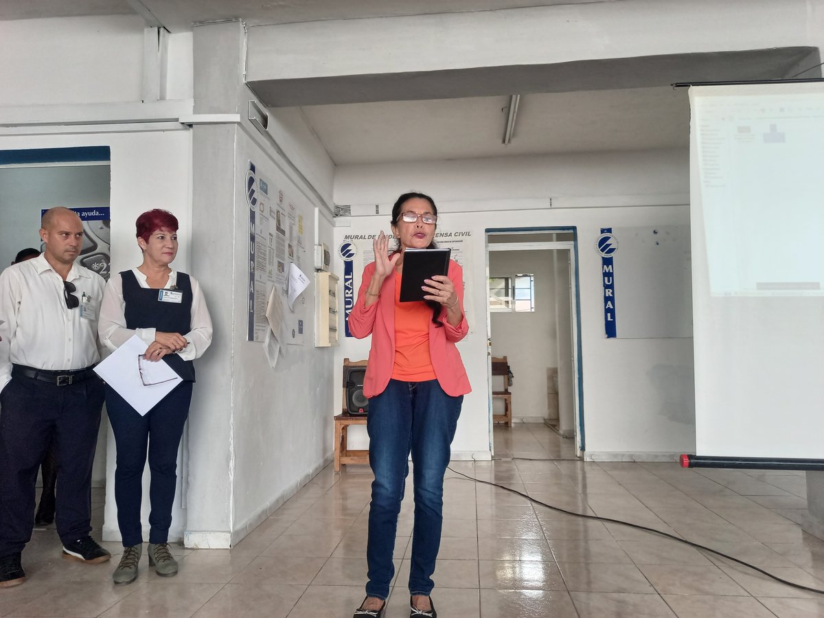 MaydelinRa's tweet photo. Con la presencia de integrantes de la Cátedra del adulto Mayor, se celebró en #Etecsa_Mayabeque, el Día Internacional de las Personas de Edad. 
Reconocimos también a tres trabajadores nuestros con gran experiencia acumulada en años.
#EtecsaConCuba
#Mayabeque https://t.co/AW98KDwVZs
