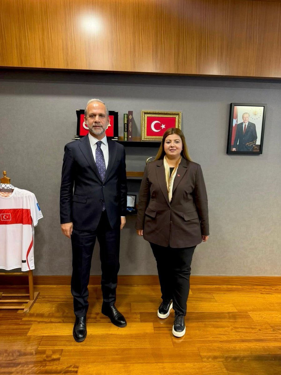 akkadin_hatay's tweet photo. 📍TBMM

Hatay Milletvekilimiz Sn. Abdulkadir ÖZEL’i,İl Kadın Kolları Başkanımız Av. Fatma Gül ÇALIM Gazi Meclisimizde ziyaret etti.

İlimizin ihyası ve imarı doğrultusunda sürdürülen kıymetli faaliyetler ile kadim şehrimize sağladığı değerli katkılardan dolayı Sayın Milletvekilimize şükranlarımızı sunuyoruz.

Gazi Meclisimizin yeni yasama yılının Aziz Milletimize ve ülkemize hayırlar getirmesini temenni ediyoruz.

@AbdulkadirOzl