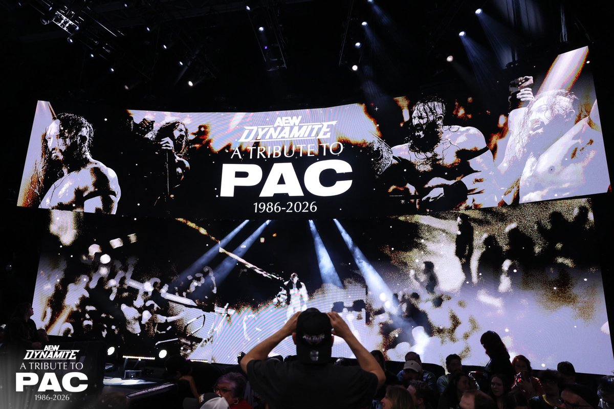 richard93612's tweet photo. Escenario en #AEWDynamite de #AEW a través #AEWonTBS para #TributeToPAC. Emotivo y gran valor de los luchadores que nos dieron su talento. Gracias Tony Khan-TK.

#AEWenEspañol #AEWOnHBOMax https://t.co/r8Oz81fILg