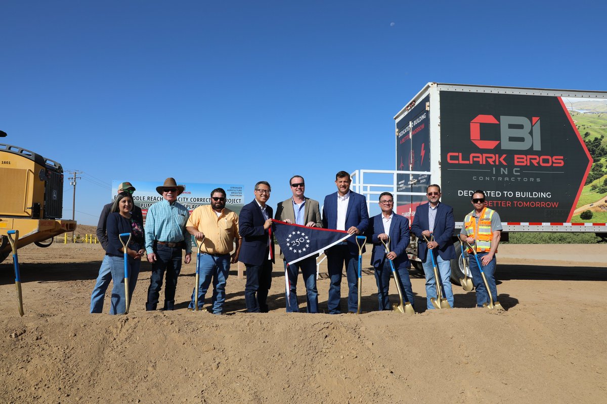 RepDavidValadao's tweet photo. I was honored to attend the groundbreaking ceremony for the Friant-Kern Canal Phase I Pump Station Replacement Project today. This canal is one of the most important waterways in our region, supporting over 1 million acres of farmland, more than 30 irrigation districts, and thousands of family farms across the state.

I’m proud to have secured $200 million in federal funding for these much-needed improvements and look forward to seeing this investment strengthen water delivery for years to come.

Thank you to the Friant Water Authority, Bureau of Reclamation, and our federal, state, and local partners for making this project possible. I look forward to continuing our partnership to ensure the Central Valley has the water resources needed to support our farms, families, and communities.

Read more: https://t.co/gPWlkrn9He