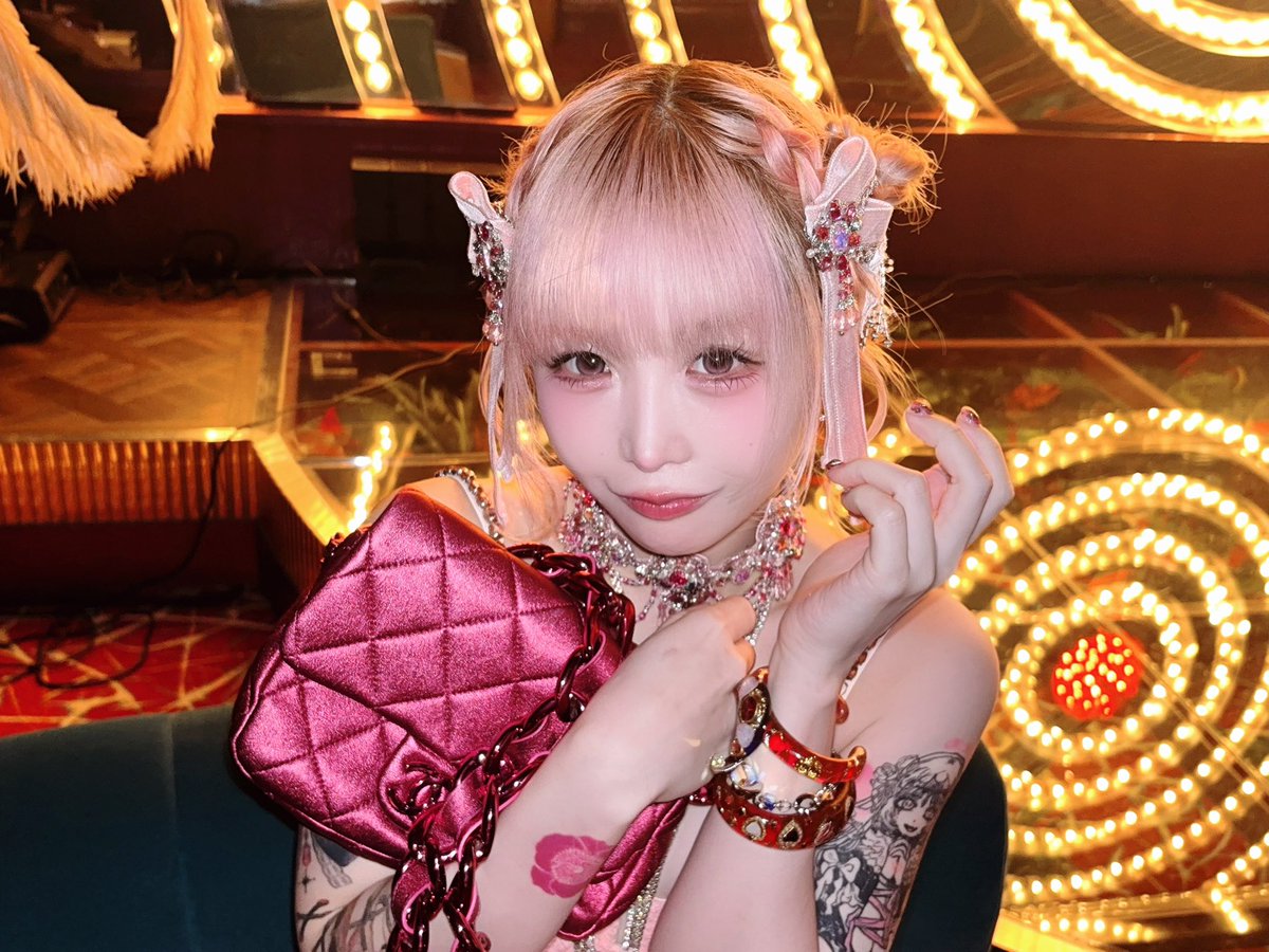 oomoriseiko's tweet photo. 4:44 https://t.co/495K8CYEU0
