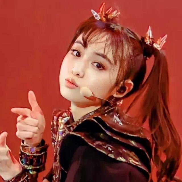 LpZoB's tweet photo. I don't think people realize just how much they help me every day, both mentally and physically.
#BABYMETAL 's music is like a breath of pure positive energy! they're there for me when I'm sad,happy,angry, or simply when I need.
I am grateful to be living in the same era as them. https://t.co/ZELft5TF0h
