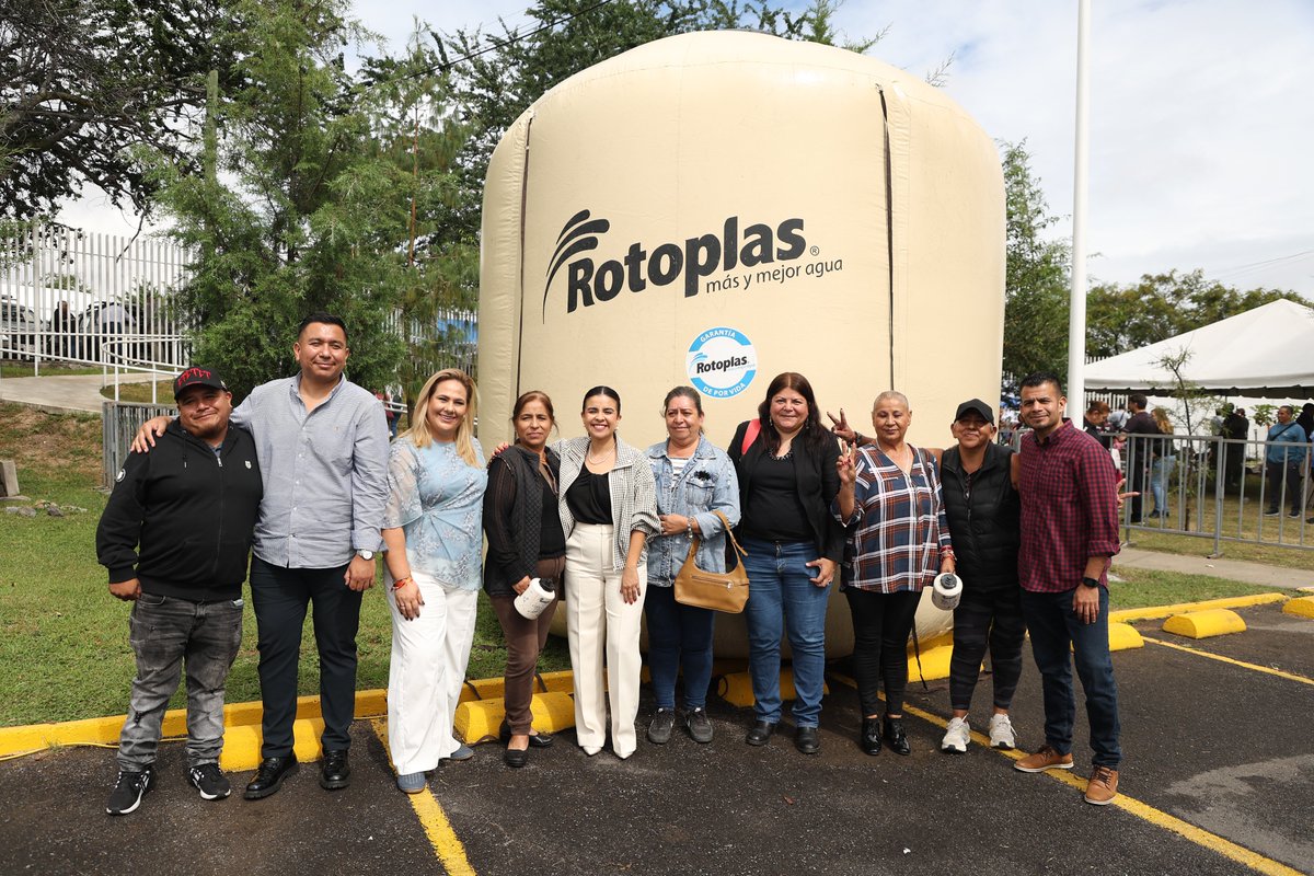 isauraamadorn's tweet photo. Juntas y juntos seguiremos impulsando acciones que generan beneficios para nuestra comunidad y para las futuras generaciones. 🙌🏻 https://t.co/jVIyBaBHyp