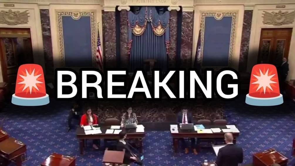 arva61138's tweet photo. 🚨BREAKING: US Senate unanimously BANS all senators from getting a single paycheck if the federal government is shutdown, filed by Sen. Kennedy!
 Finally👏👏 https://t.co/T5qvu7v9ko