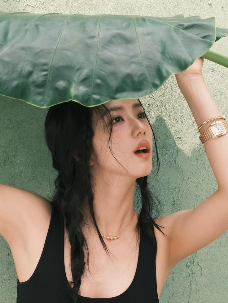 KINGTHEREALFIII's tweet photo. Jisoo will have her first collaboration with a Latin American artist, the Colombian singer Feid

LATINA JISOO IS COMING 🔥 https://t.co/usKWkIc3v4