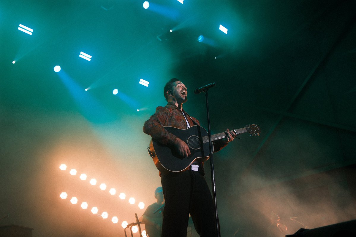 andygrammer's tweet photo. Still smiling thinking about all the fun we had on #TheBigStupidHeartTour! Loved hearing you sing along to the old favorites and the new songs. Can’t wait to see you all again soon on The Greater Than Part II tour! ❤️ https://t.co/OU1X8RX4cW