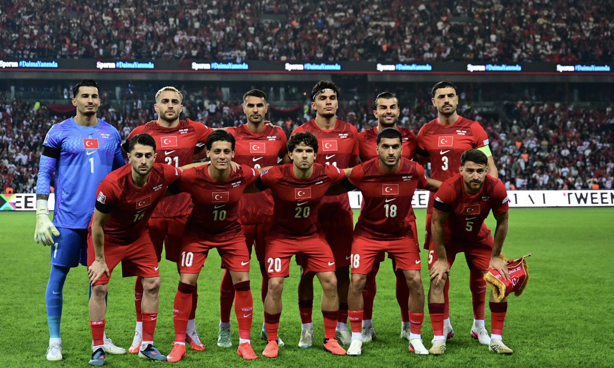 FutbooCom's tweet photo. 🅰️ Uluslar A Ligi 1. Grup
🇫🇷 Fransa 6
🇧🇪 Belçika 3
🇮🇹 İtalya 3
🇹🇷 Türkiye 0

🆚 Belçika - Türkiye
🆚 Fransa - İtalya https://t.co/eZRAVyyLar