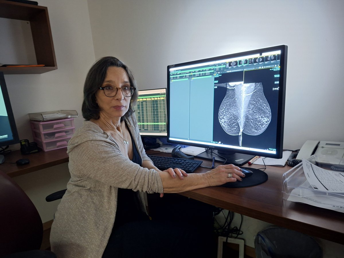 AIHealthMIT's tweet photo. How do you communicate risk to a patient? To kick off #BreastCancerAwarenessMonth, we're excited to share that @Hadassah_Med has started using Mirai in clinical trials to assess breast cancer risk + how women feel about personalized risk assessment, w/ Tanir Allweis @ the helm 🧵 https://t.co/dMs34v3xj0