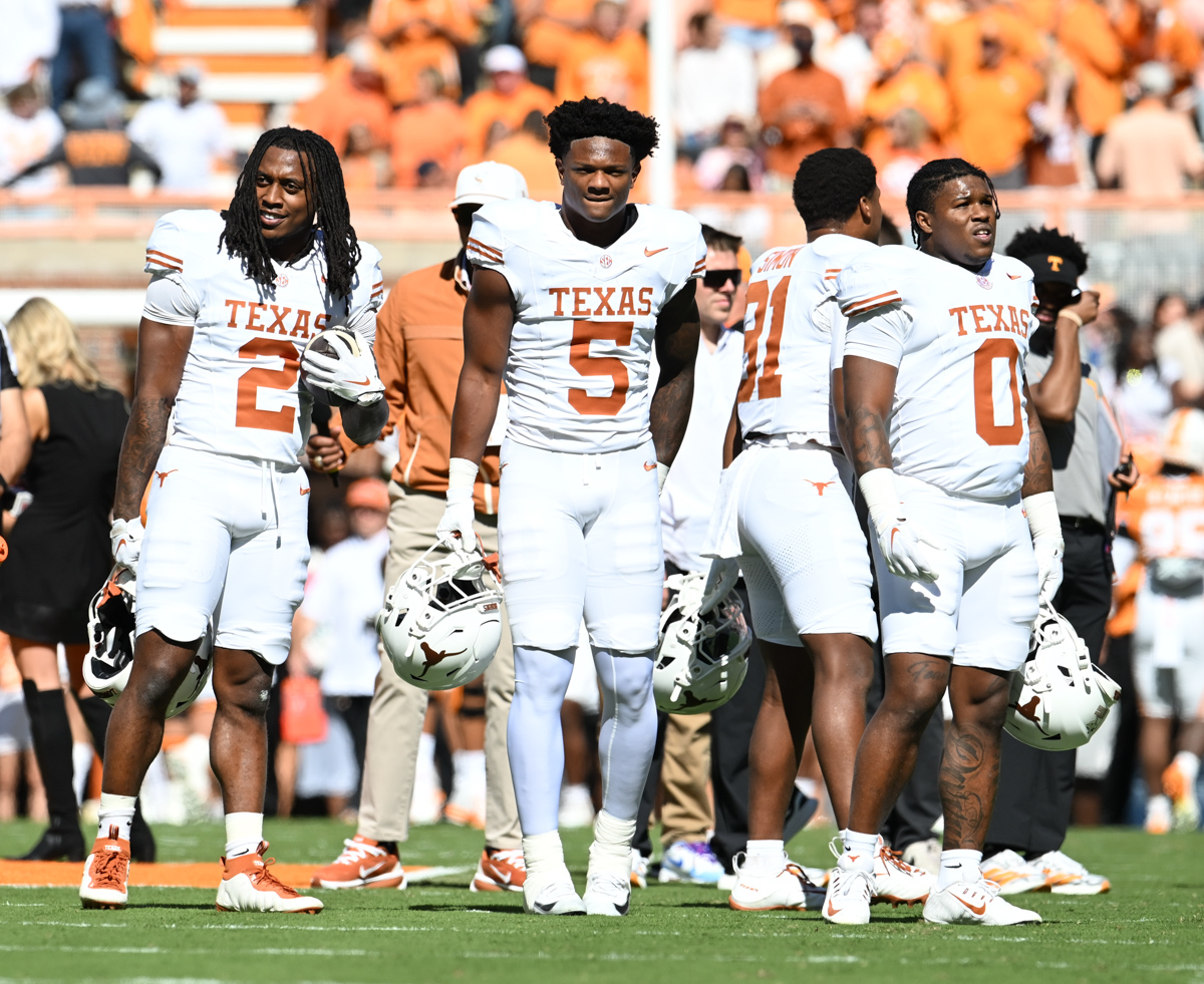 tbhorka's tweet photo. Texas running backs accounted for 6 rushing touchdowns in all of 2025. The position group has already scored 8 rushing TDs through four games in 2026.

For IT: https://t.co/hD853SshB8 https://t.co/SvzFKvKRLn