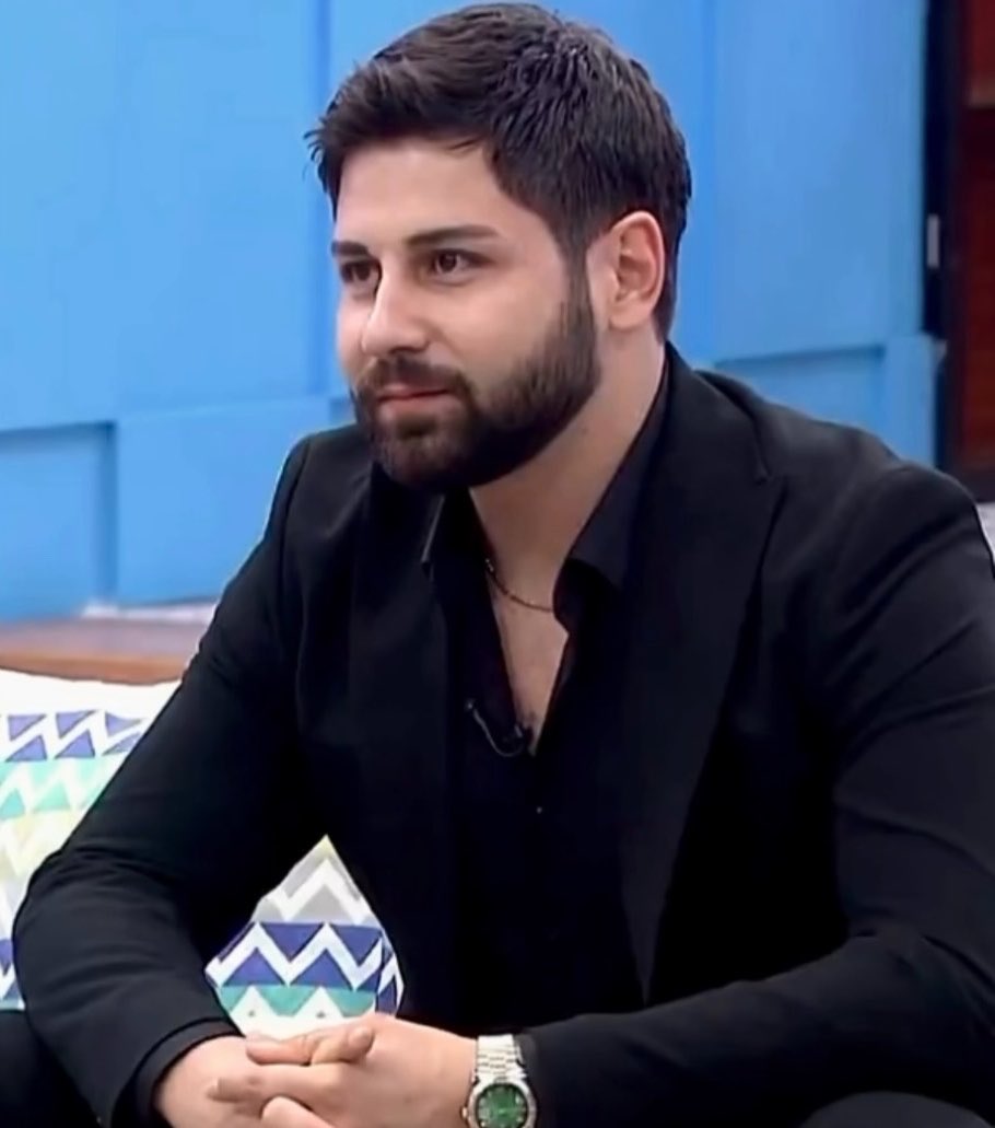 alaramiyaa's tweet photo. Yağız Karizma Bektik midir peki? ☺️

#yağızbektik #kısmetseolur @Yagizbektik https://t.co/xB4CU8BGLg