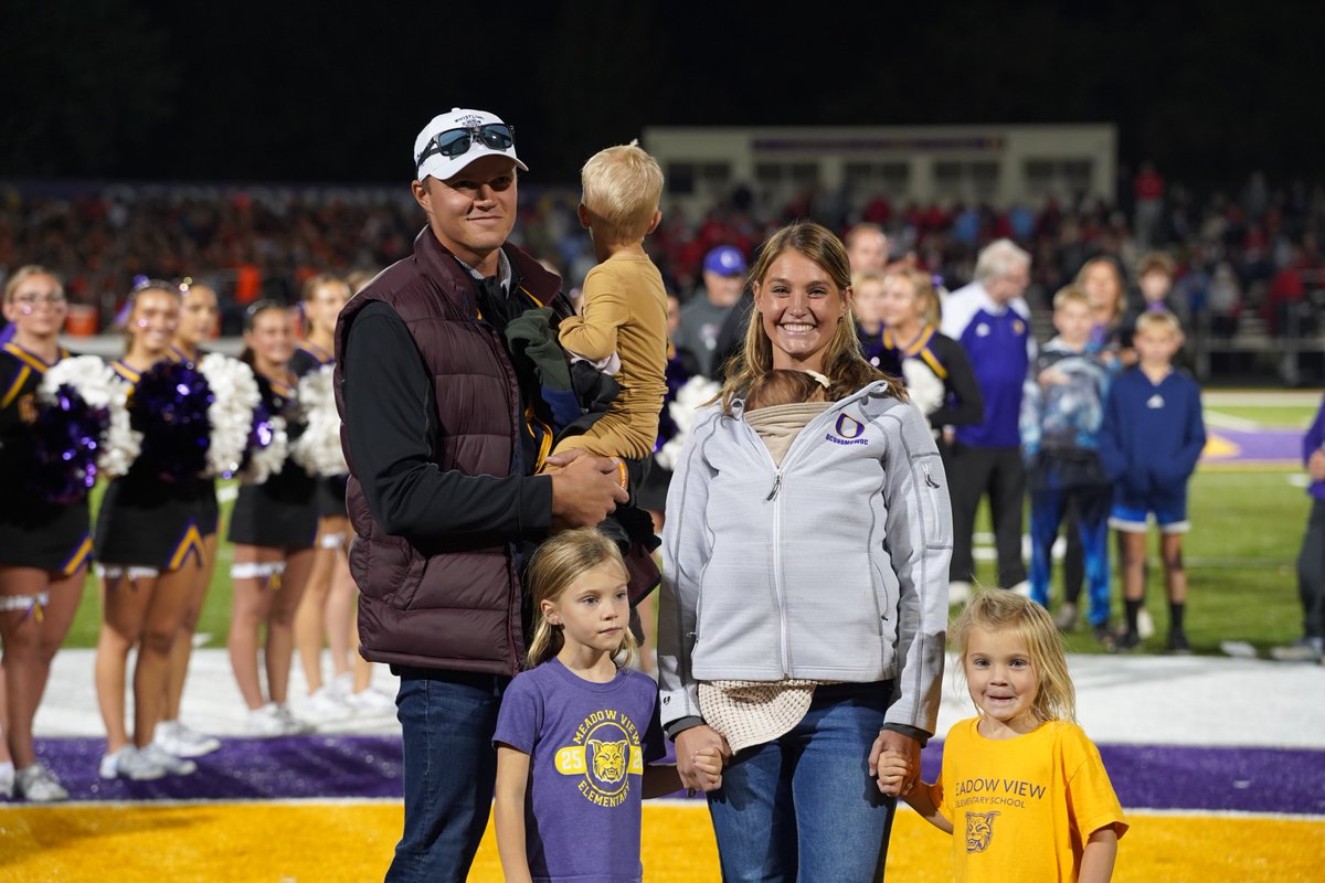 oconschools's tweet photo. We are honored to induct Mandy (Prom) Schlundt into the OHS Athletic Hall of Fame! ππ Mandy played Basketball from 2009-2012, Cross Country from 2008-2011, Soccer in 2009 & Track & Field from 2010-2012. #OconPride #OconDriven #Oconomowoc https://t.co/uHtaIyJ0CL