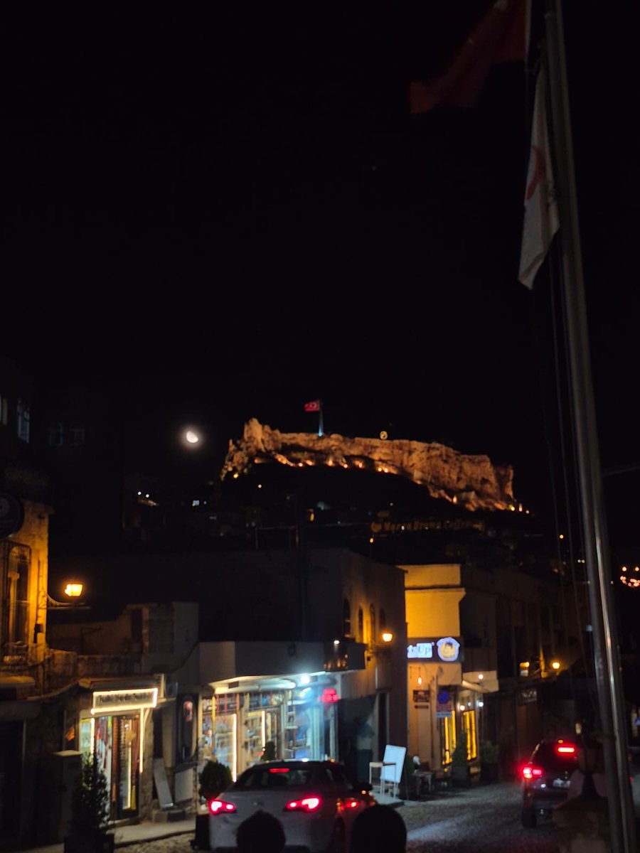 __guntulu__'s tweet photo. Mardin... Bir masalın ilk cümlesi (kaldırım taşında yazıyordu) 💕 https://t.co/YYmWrD7bMX