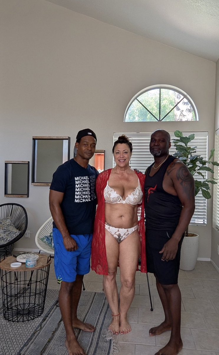 labrisaxx's tweet photo. We Had A Time You Had To Be There 
DMs for private meetup https://t.co/IxF9QXkAan