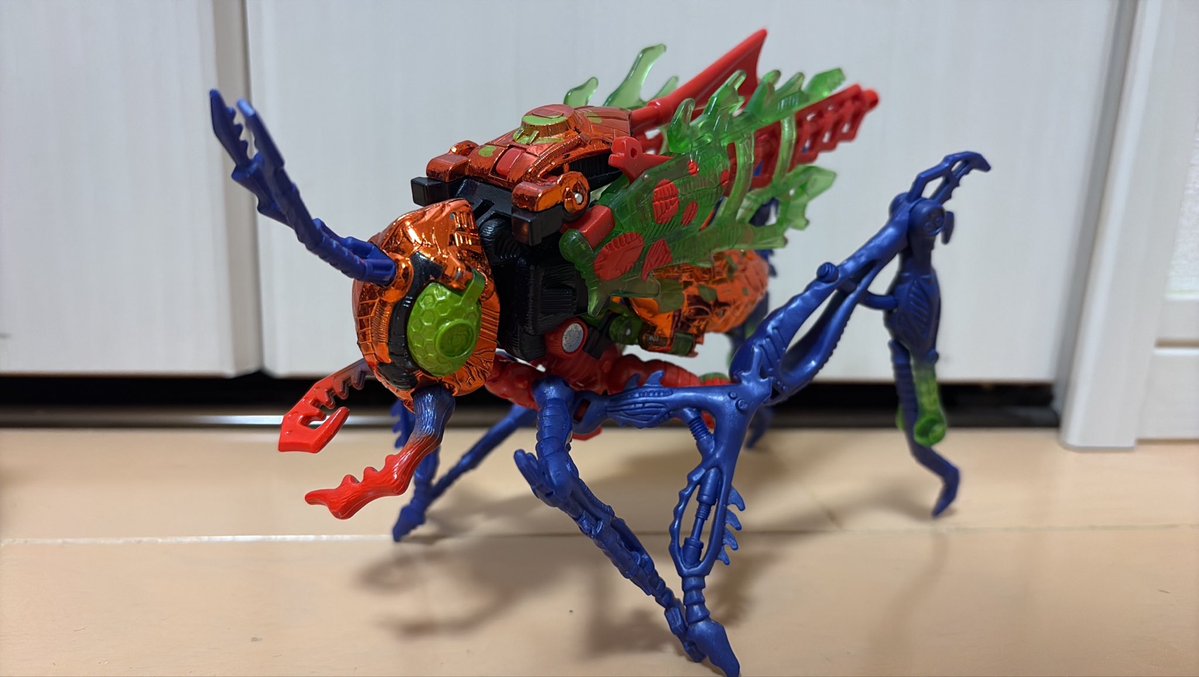 diekanitama_2's tweet photo. @ootachilove マイ伝とカーロボ
カーロボのブラックコンボイの海外名がスカージ

ちなみにビーストウォーズのスカージはサイケすぎるイナゴ https://t.co/8ph2WOVUL9