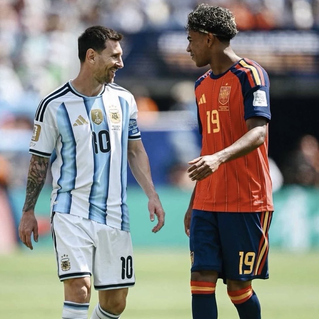 Gojoskii's tweet photo. Lamine Yamal: Madrid thought your departure meant they could finally breathe.

Messi: Then you appeared… and picked up right where I left off. Laughs https://t.co/kfZKBktBLB