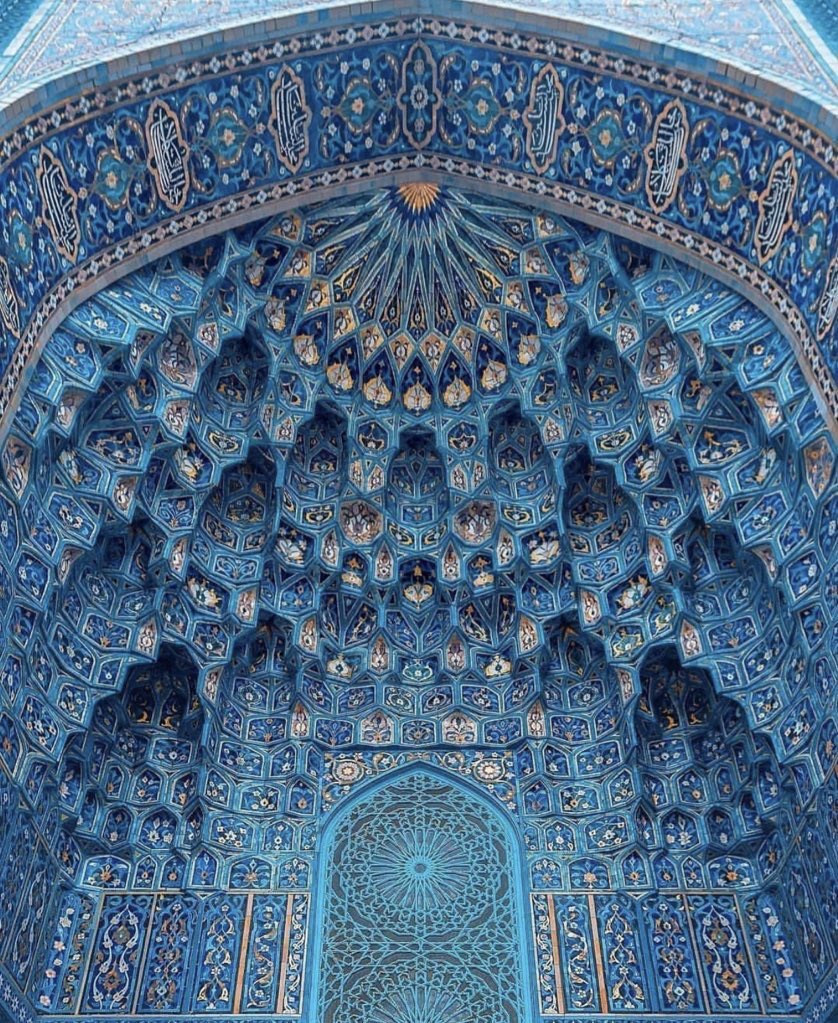 aseelswaid9's tweet photo. Islamic architecture https://t.co/HxUaeFUkJf